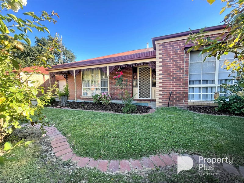 3/2 Bayne Street, Bendigo, Vic 3550 - Property Details