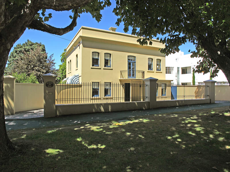 22 Fitzroy Place, Sandy Bay, TAS 7005