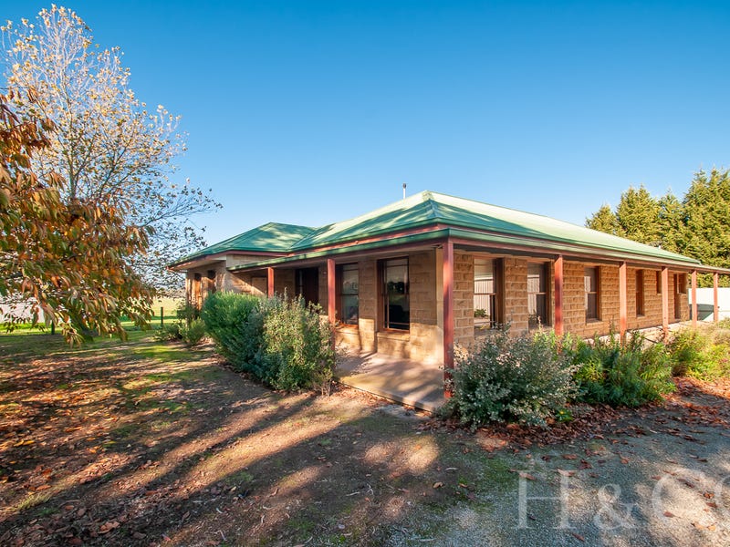 2 Trickeys Road, Yarragon, Vic 3823 Property Details