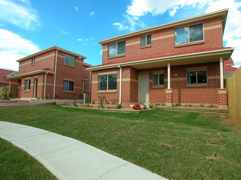 7 Hishion Place, Hall, NSW 2198