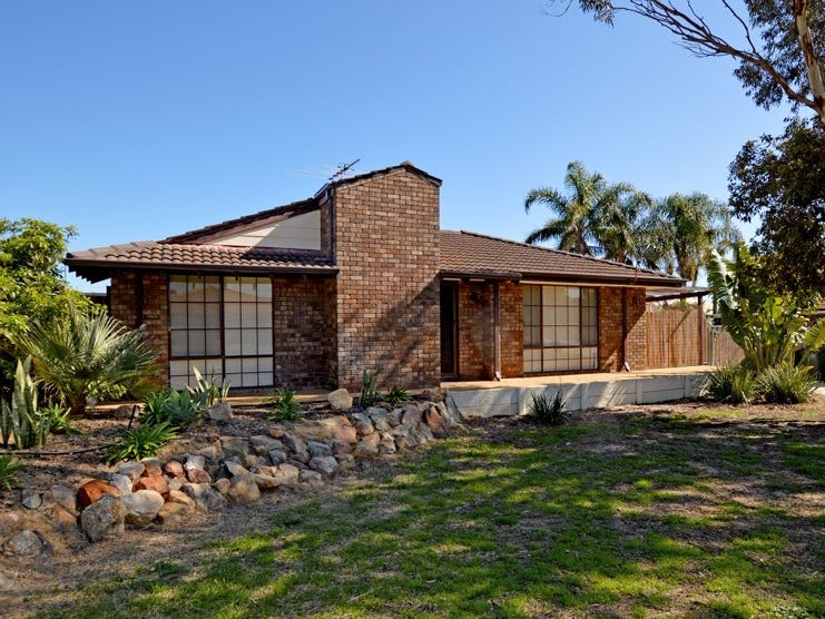 32 Garden Road, Spearwood, WA 6163