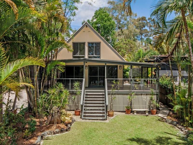 2 Morning Glory Drive, Cooroibah, QLD 4565