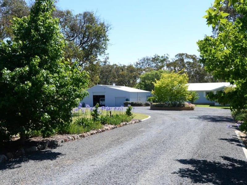 1047 Granite Belt Drive, Dalveen, QLD 4374