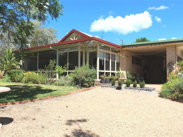 5 Browns Lane, Inverell, NSW 2360