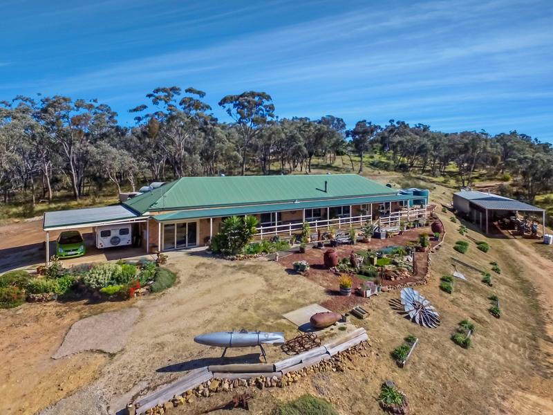 527 Muckleford Yapeen Road, Yapeen, Vic 3451 Property Details