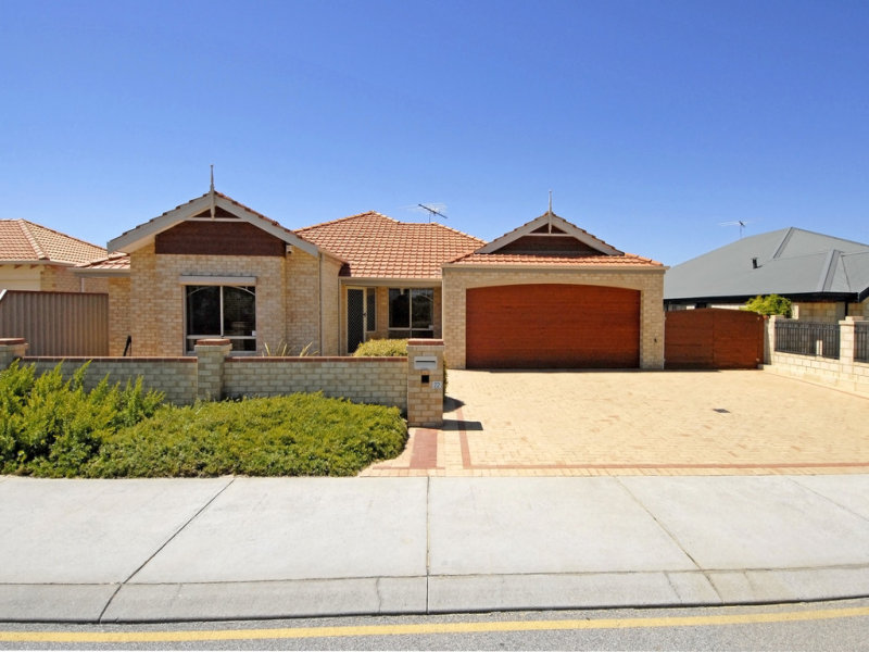 22 Bayeux Avenue, Port Kennedy, WA 6172