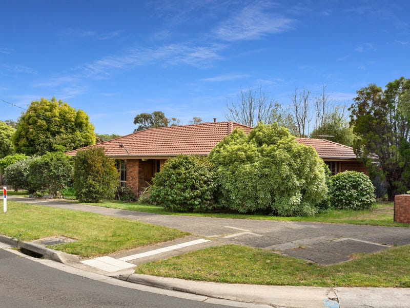 21 Greenwood Drive, Carrum Downs, VIC 3201