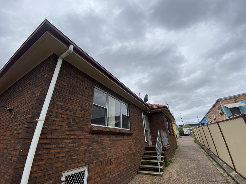 320 Sandgate Road, Shortland, NSW 2307