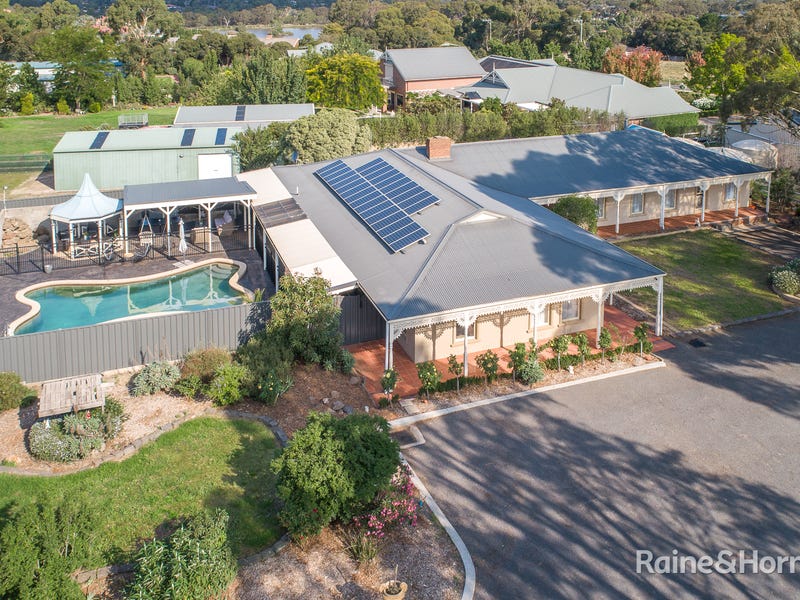 62 Spavin Drive, Sunbury, Vic 3429 Property Details