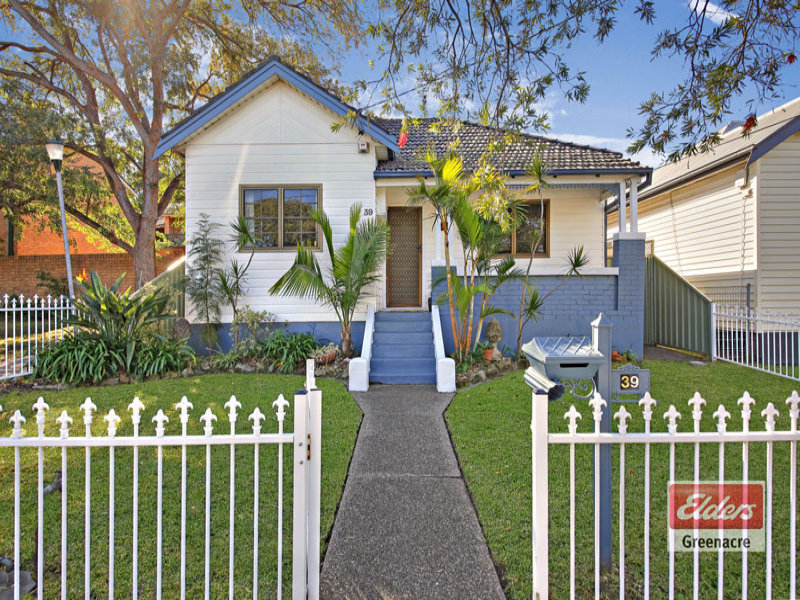 39 Napoleon Road, Greenacre, NSW 2190