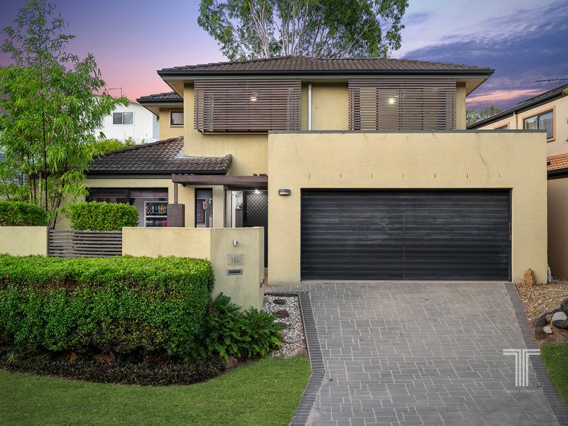19 Estate Place, Holland Park West, QLD 4121