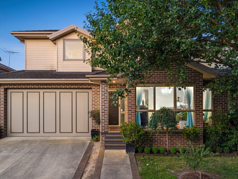 35 Kingswood Rise, Box Hill South, VIC 3128