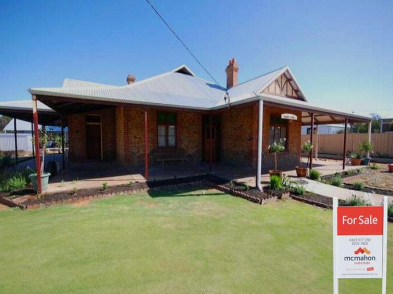 5 MACPHERSON STREET, Carnamah, WA 6517 Property Details