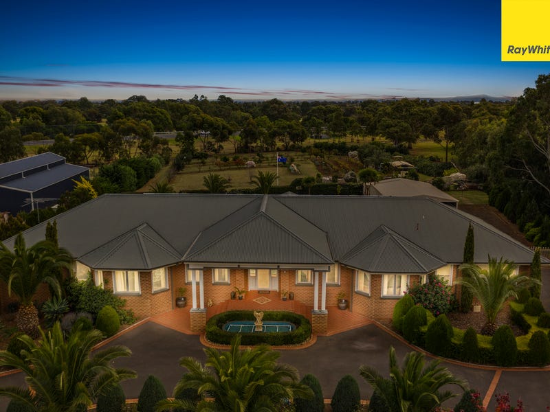 19 Killarney Drive, Melton, Vic 3337 Property Details