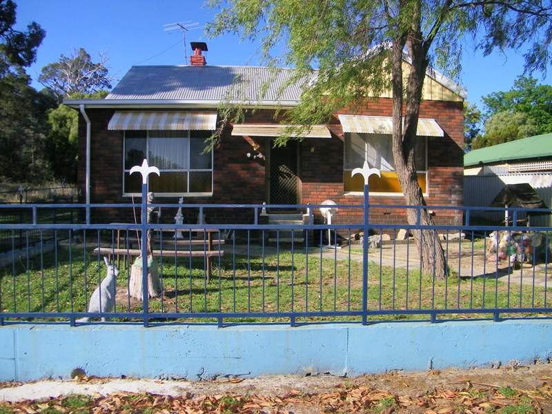 58 HUTTON STREET, Collie, WA 6225 Property Details