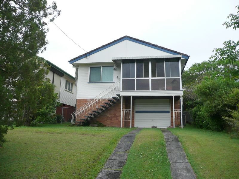 234 Rainbow Street, Sandgate, QLD 4017