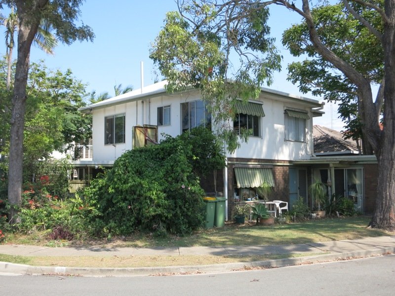 14 Messines Cres, Miami, QLD 4220