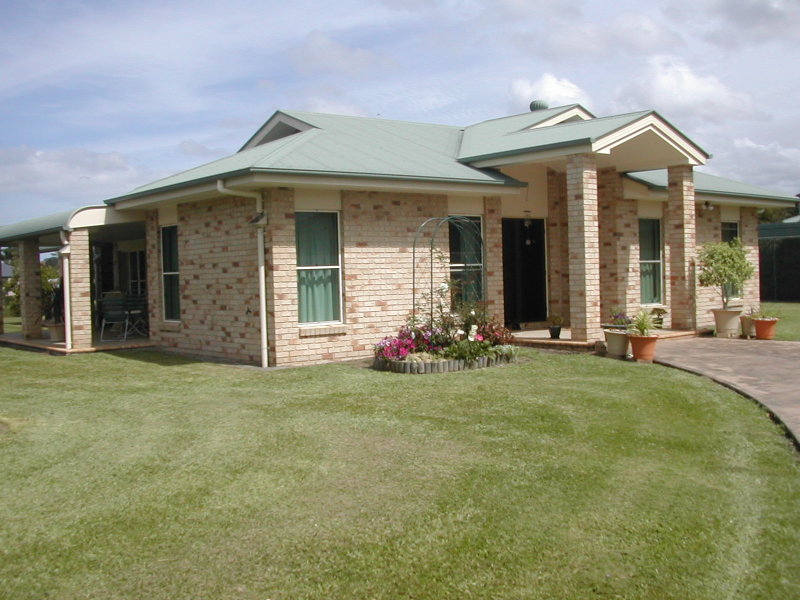 11 Forsyth Place, Mooloolah Valley, QLD 4553