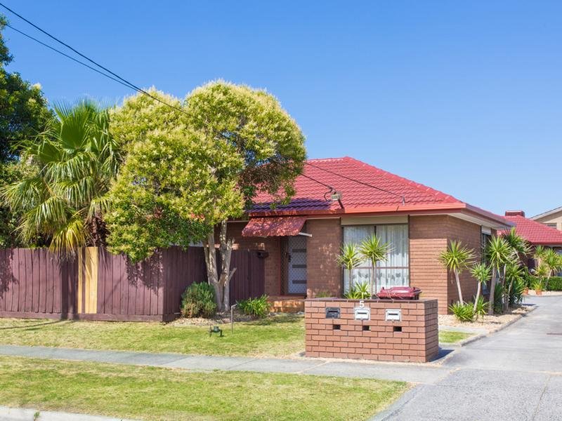 1/5 Robert Street, Dandenong, Vic 3175 Property Details