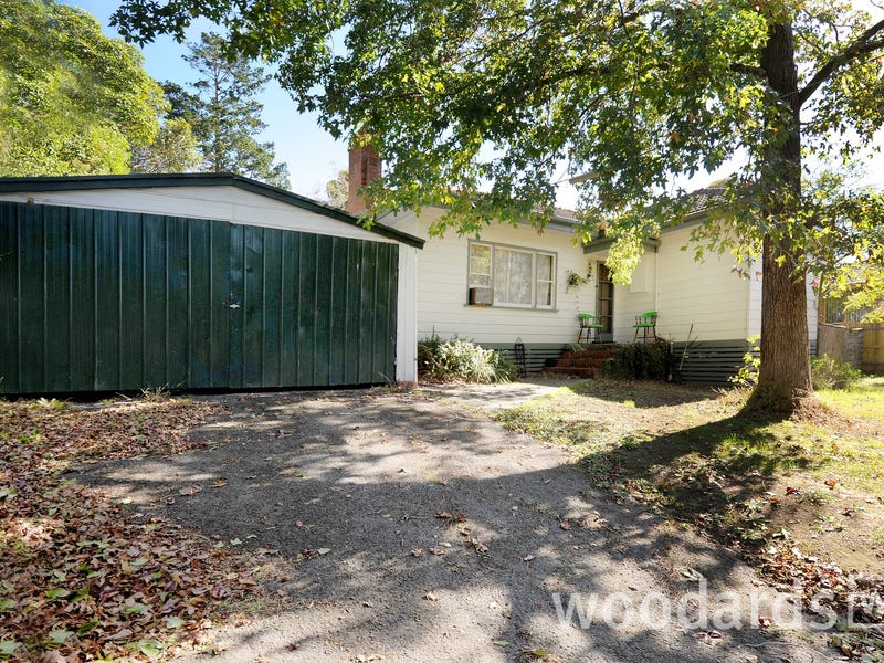 15 Linden Road, Ringwood North, VIC 3134