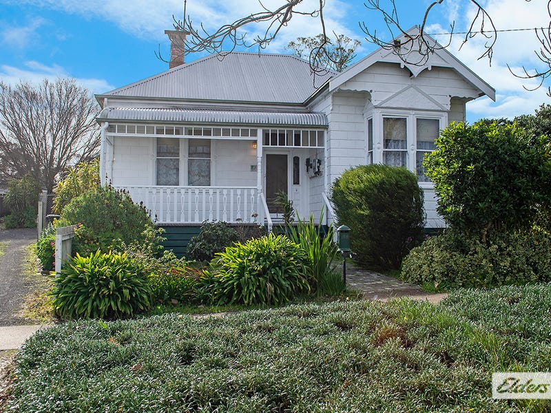 37 Francis Street, Hamilton, Vic 3300 Property Details