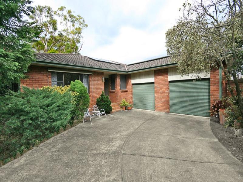 16 Russell Avenue, Valley Heights, NSW 2777