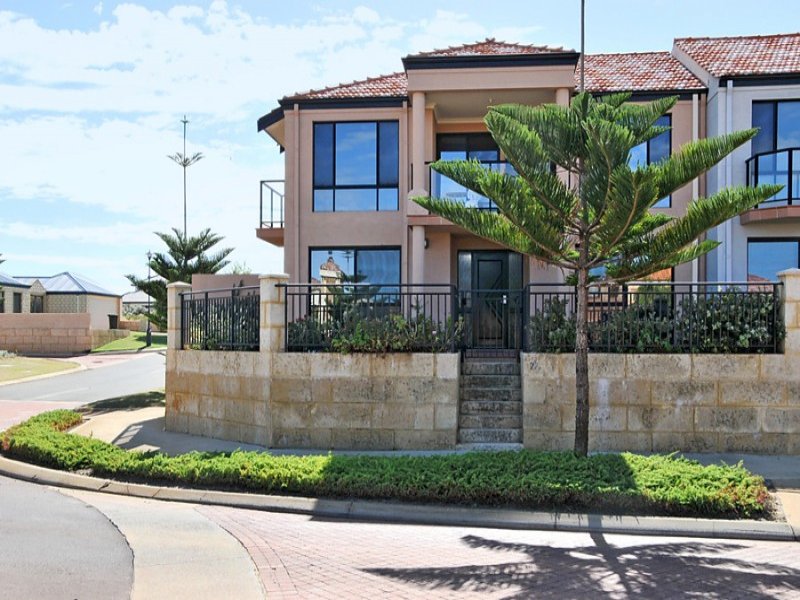 22 Westview Parade, Wannanup, WA 6210 Property Details