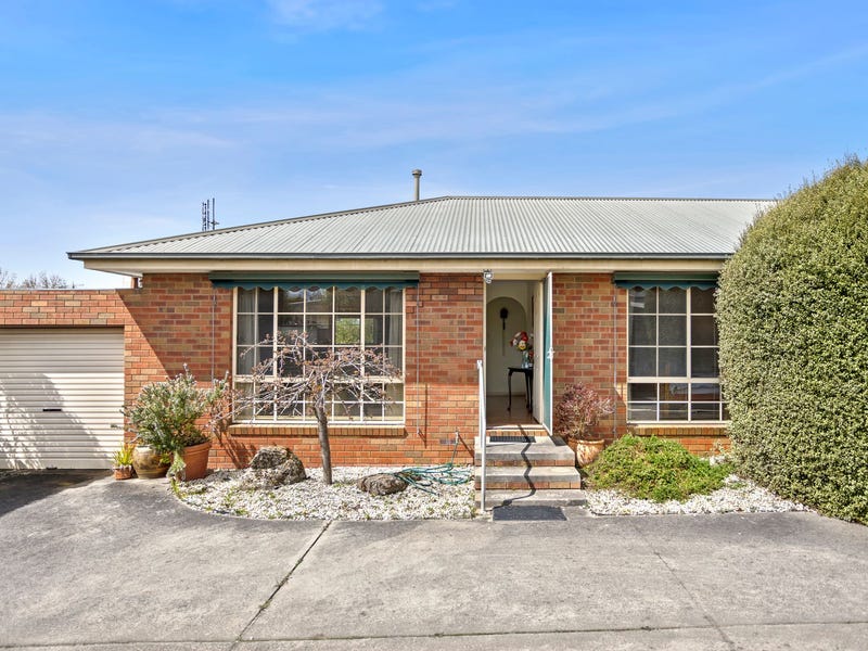 3/9 Bowen Street, Vic 3444 Property Details