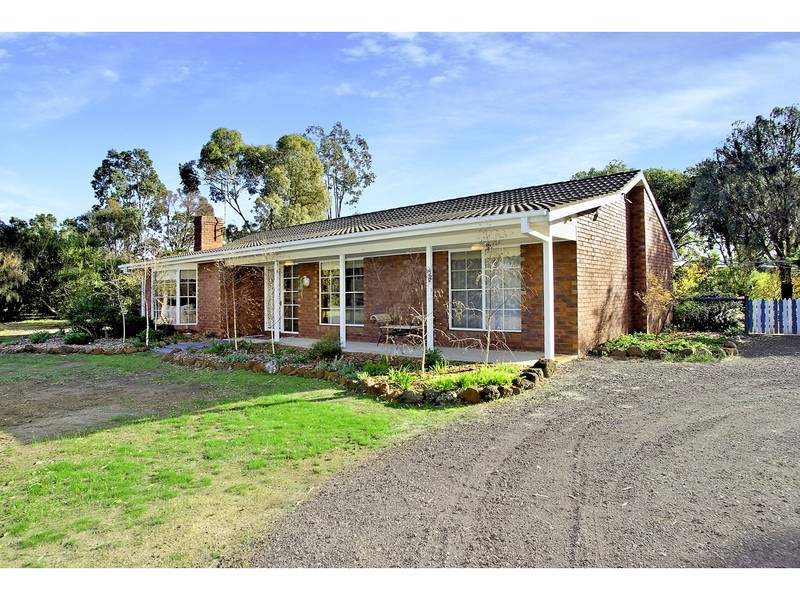 5 Outside Court, Teesdale, Vic 3328 Property Details