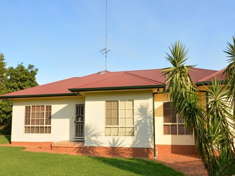 42 Curtin Street, Griffith, NSW 2680