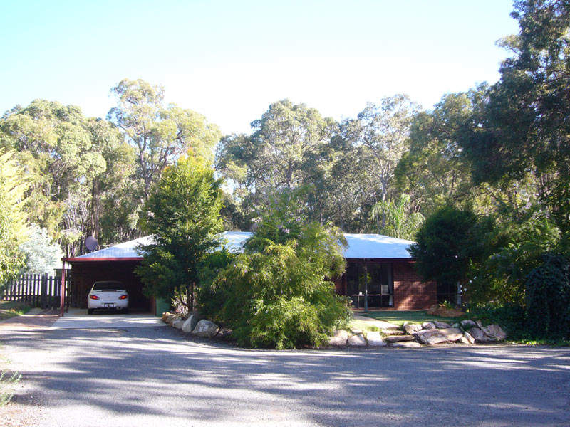 1185 Stoneville Road, Mundaring, WA 6073