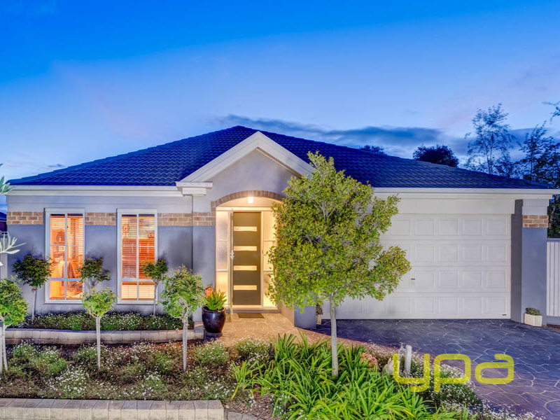 19 Netherton Place Caroline Springs Vic 3023 Property Details