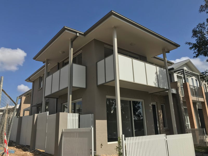 74 Caddies Boulevard, Rouse Hill, NSW 2155