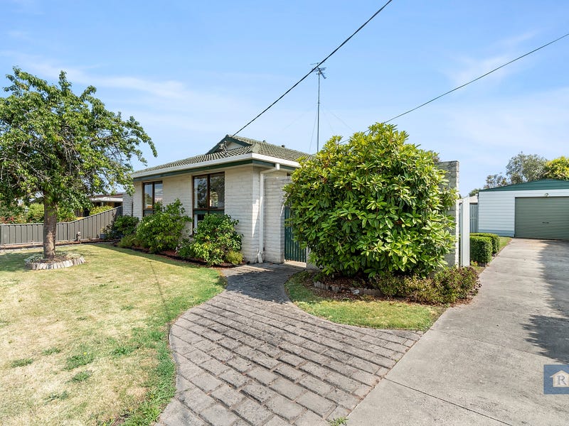 7 Bryan Avenue, Colac, Vic 3250 House for Sale