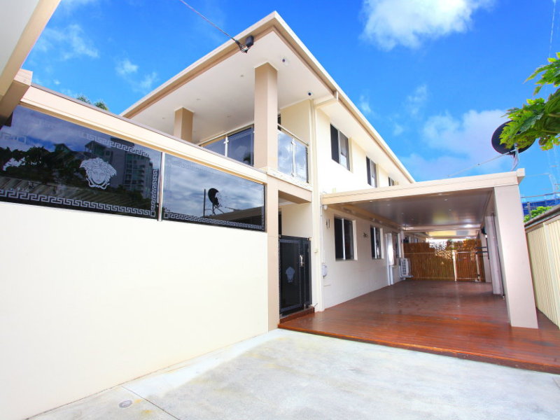 1/21 Whiting Street, Labrador, Qld 4215 Property Details