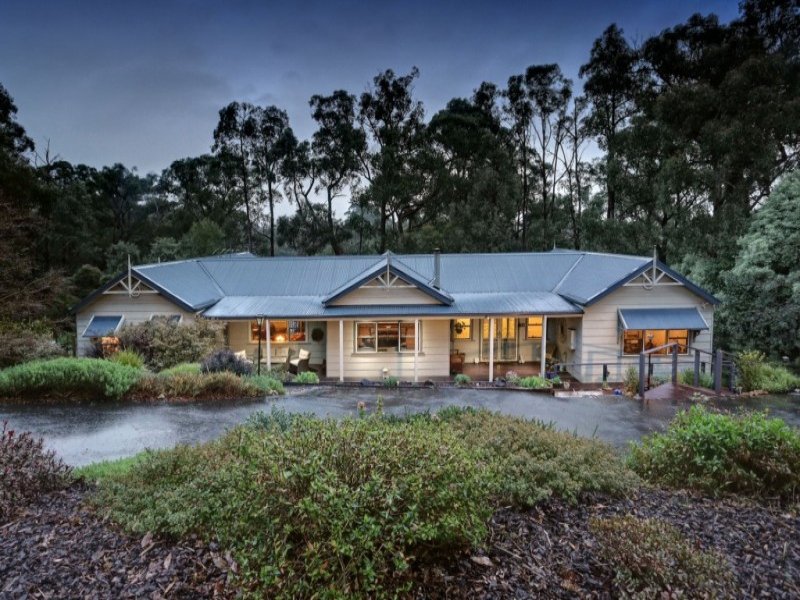 33 Majestic Drive, Emerald, Vic 3782 Property Details