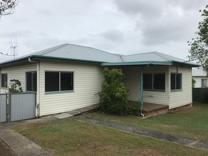 34 Edinburgh Drive, Taree, NSW 2430