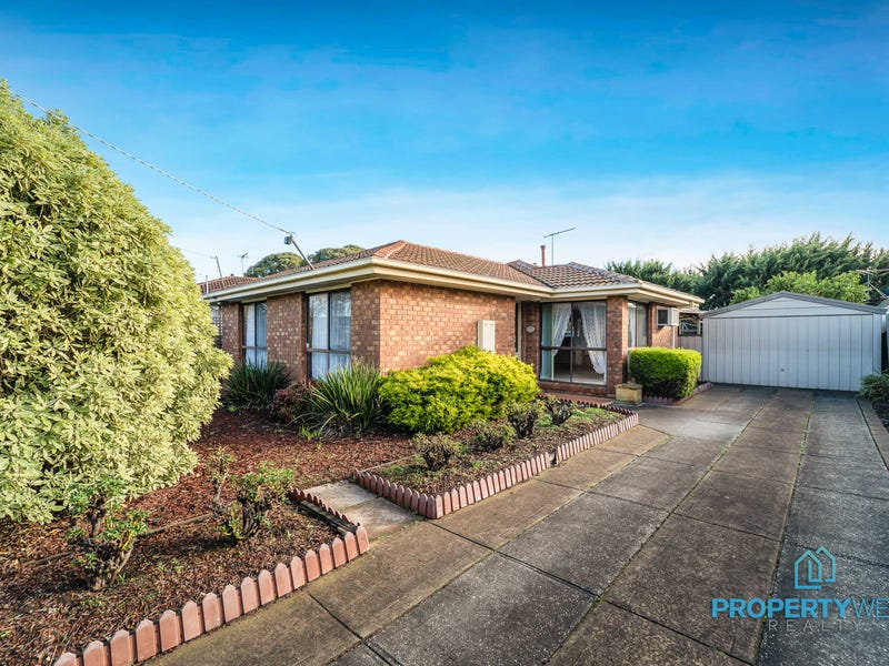 22 Gretel Grove, Melton, Vic 3337