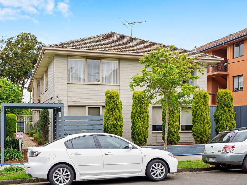 1/7 Robert Street, Elwood, VIC 3184