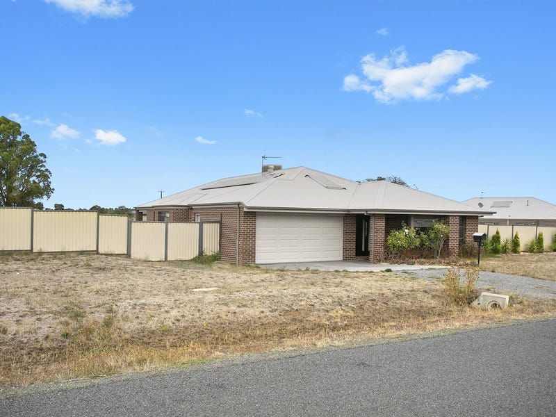 29 Diamond Drive, Cardigan Village, VIC 3352