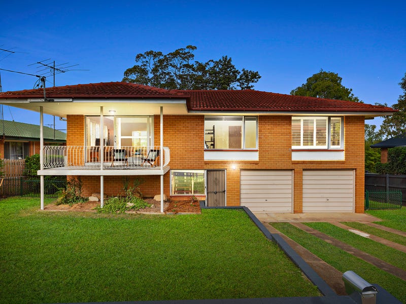 3 Cresthaven Drive, Mansfield, QLD 4122