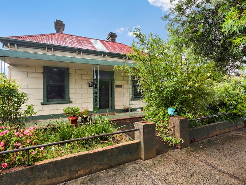 35 Donald Street, Brunswick, Vic 3056 Property Details