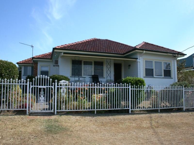 42 Chapman Street, Dungog, NSW 2420