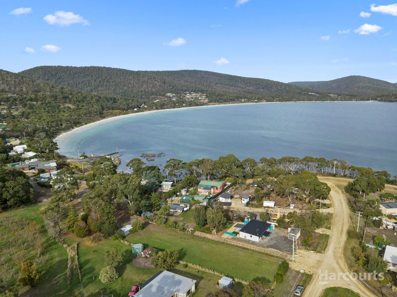 12 Beach Street, White Beach, TAS 7184