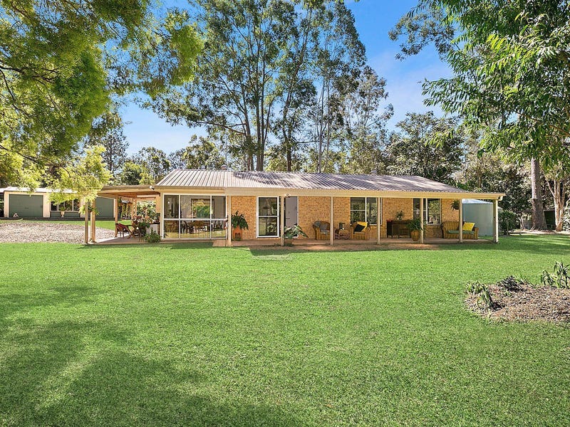 32 Whites Road, Landsborough, Qld 4550 Property Details