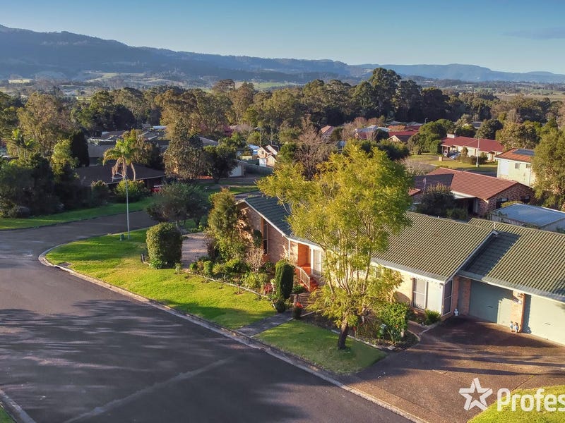 1 Wilari Close, Bomaderry, NSW 2541