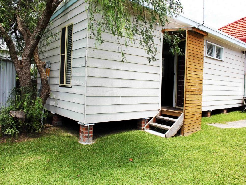 3A Floraville Road, Belmont North, NSW 2280