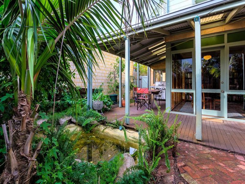 15A Stevens Street, Fremantle, WA 6160 Property Details