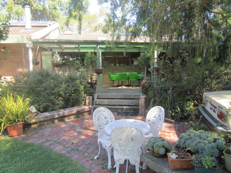 1 Bass Street, Inverloch, Vic 3996 Property Details