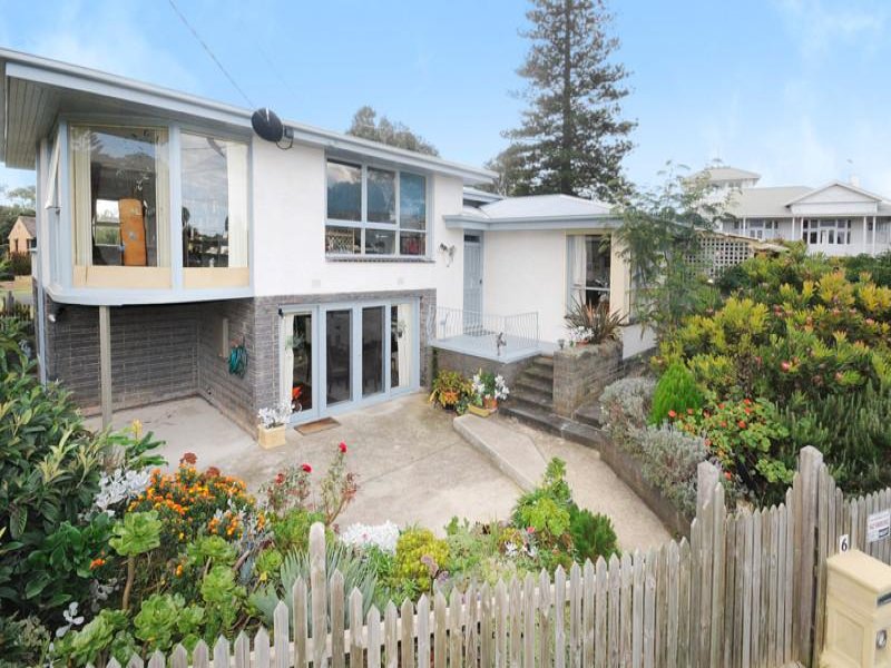 6 Raglan Street, Queenscliff, Vic 3225 - Property Details